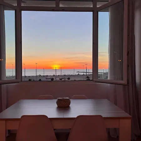 The View - Front