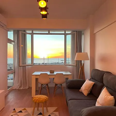 The View - Front * Costa da Caparica